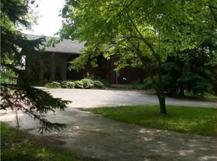 13013 McKinley Rd, Chelsea, MI 48118