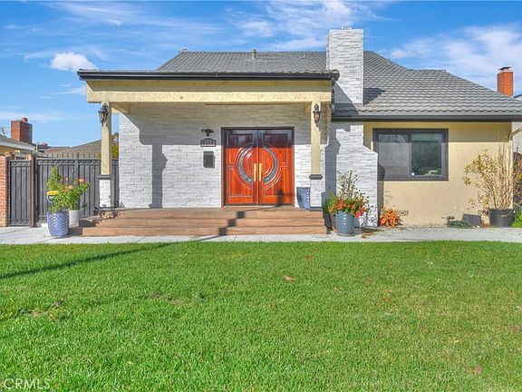 3rd image of 5339 E Greenmeadow Rd