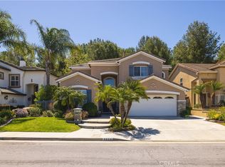 8824 E Banner Ridge Dr, Anaheim, CA 92808