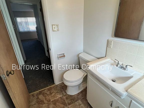 4th image of 267 N Dos Caminos Ave