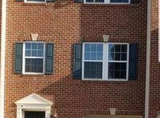 33 Don Quixote Dr, Charles Town, WV 25414