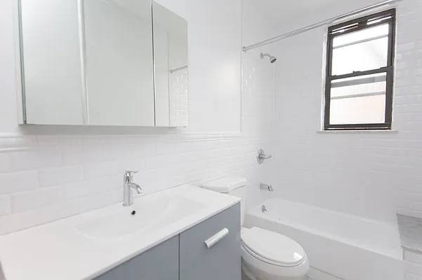 Rented by Jonis Realty | media 12