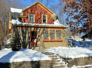 951 Burns Ave, Saint Paul, MN 55106