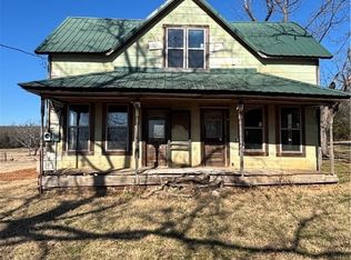 4711 Old Military Rd, Paris, AR 72855