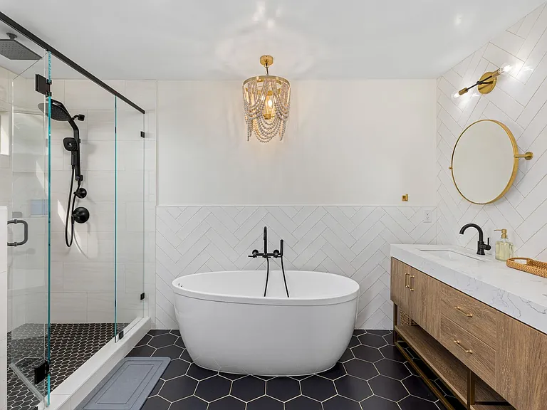 579 Hygeia Ave #A — Photo 11