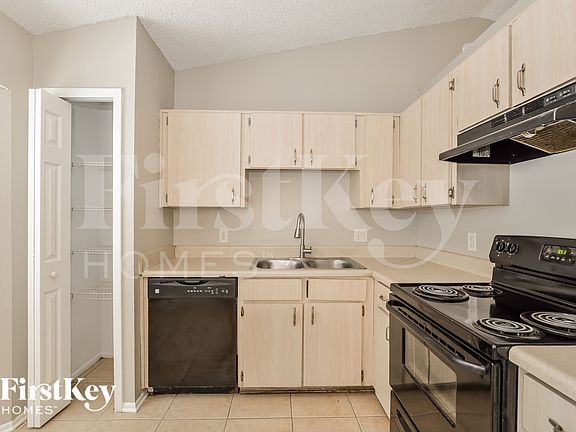 5th image of 7180 Blair Dr