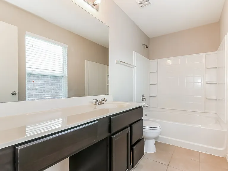 3132 Middleview Rd — Photo 10