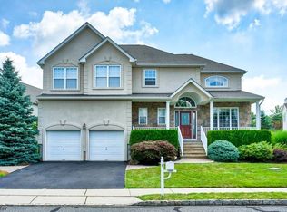 4 Bujak Ct, Bridgewater, NJ 08807