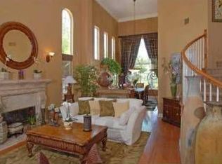 7313 Black Swan Pl, Carlsbad, CA 92011