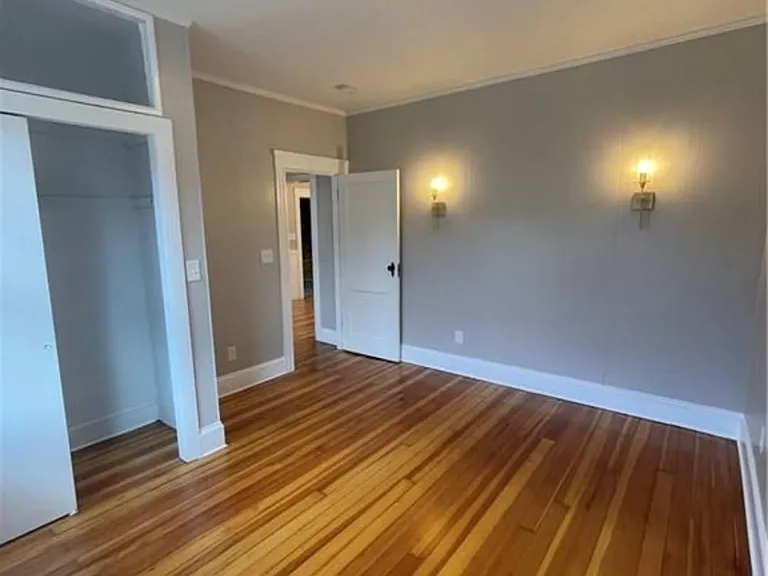 19 Lucy St #1 — Photo 8