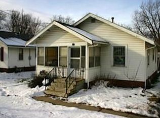 327 W 8th St N, Newton, IA 50208