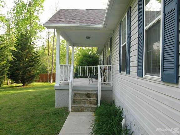 06 Front Steps