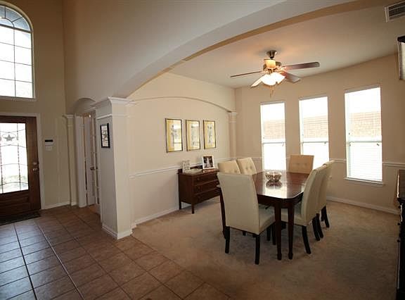 3rd image of 5417 Centeridge Ln