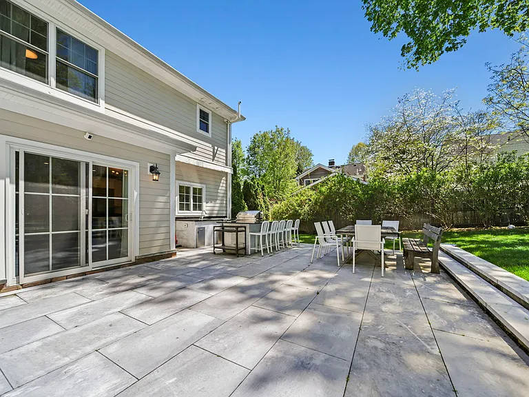 191 Jefferson Ave — Photo 38