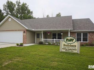 4614 W Gladstone Pl, Peoria, IL