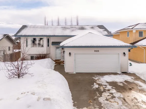 2612 6th Ave, Cold Lake, AB T9M 2C7
