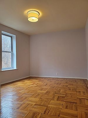 1st image of 110 Seaman Ave APT 7B