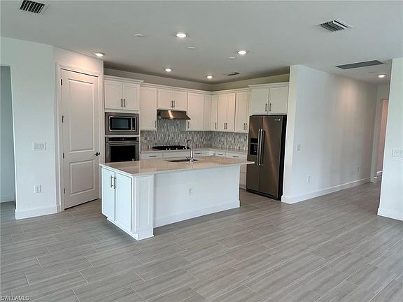 2nd image of 1828 Terreno BLVD