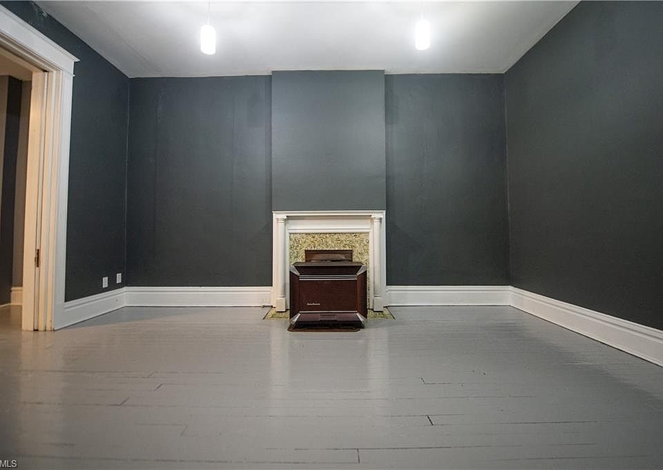 1st image of 643 Wheeling Ave