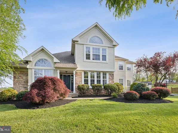 308 Sunrise Ct, Chalfont, PA 18914