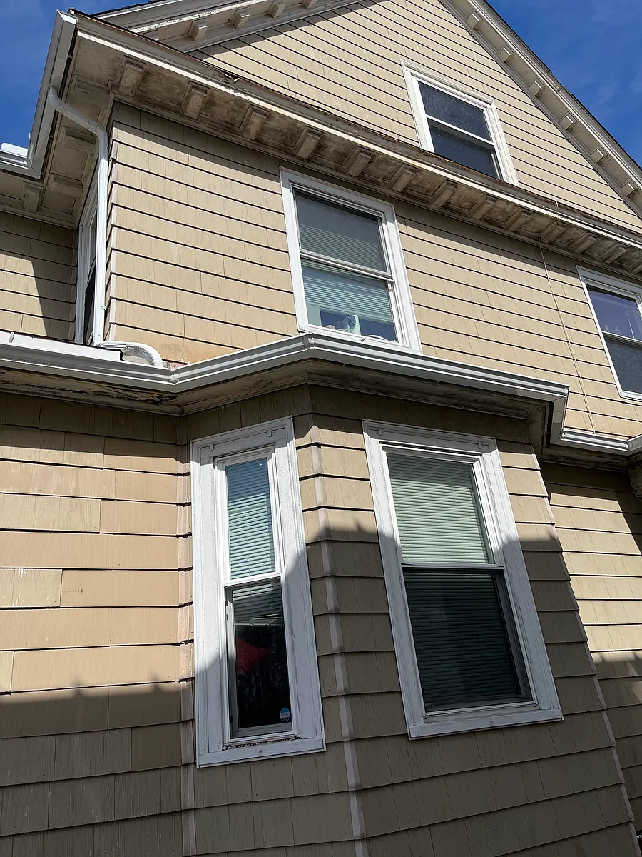 Building Photo - 77 S State St