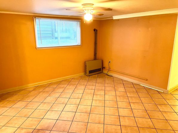 676 N Davis St APT 5