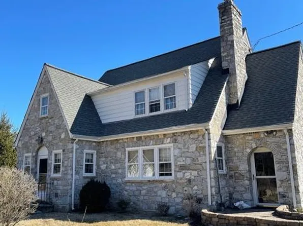 2663 Halfway Rd, The Plains, VA 20198