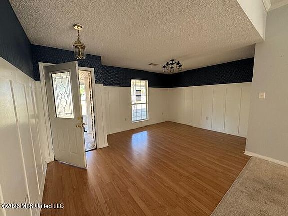 3rd image of 50 Smallwood Dr
