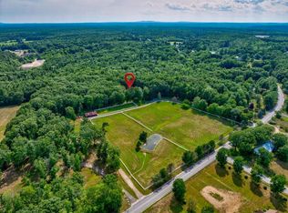 79 Waterhouse Rd, Dayton, ME 04005