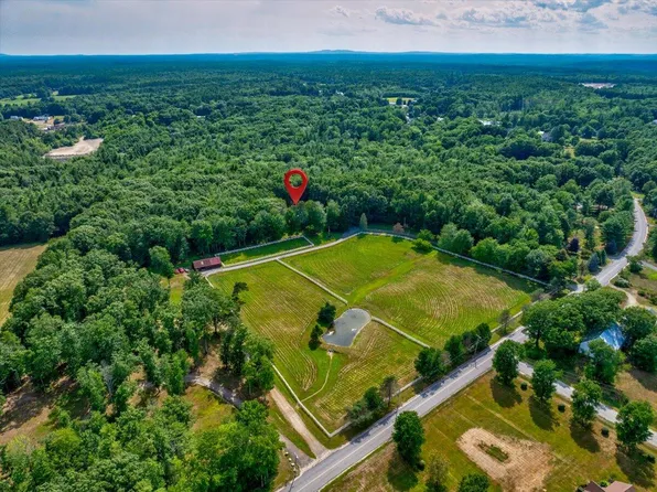 79 Waterhouse Road, Dayton, ME 04005