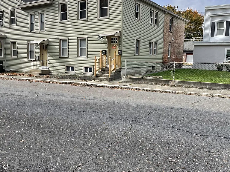15 Johnston Ave — Photo 19