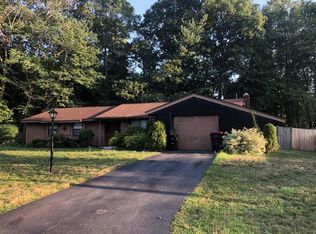 15 Tufts Cir, Brockton, MA 02302