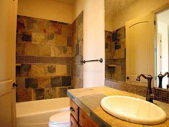 5th image of 311 Golden Bear Dr