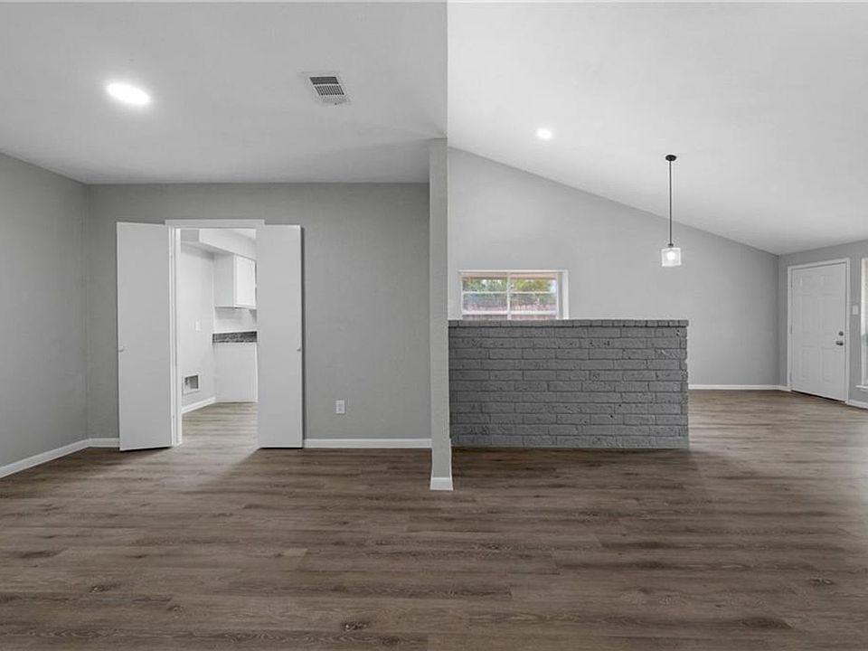 1st image of 10514 Bandera Dr