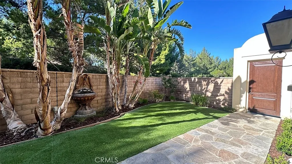 4 bed, 4.5 bath, 2753 sqft, $6,800 — Photo 4