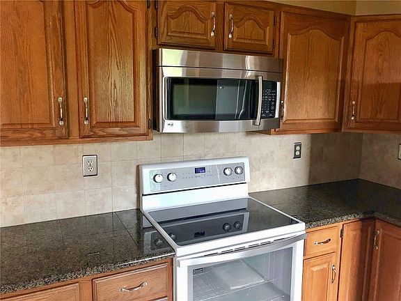 5th image of 531 N Lori St