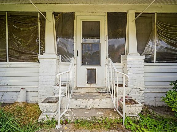 2nd image of 2261 Shipyard Rd