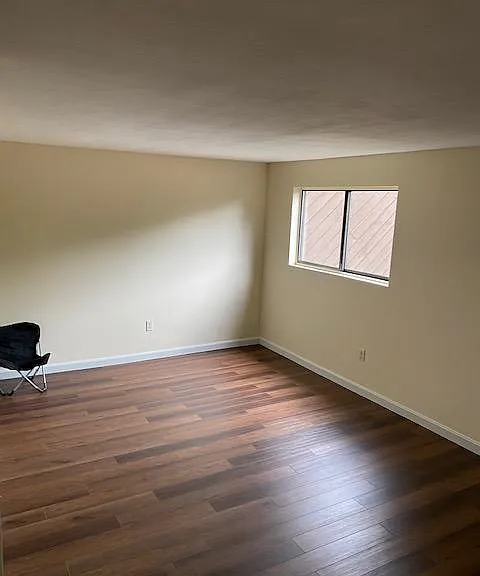 Guest Bedroom- Level 3