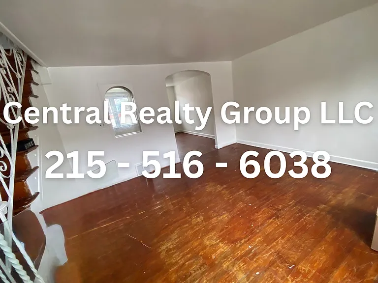 1235 Passmore St — Photo 2