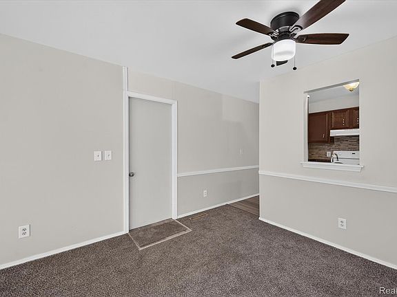 5th image of 3055 Vineyard Ln