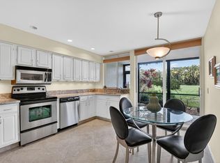 19720 Sawgrass Drive #902, Boca Raton, FL 33434