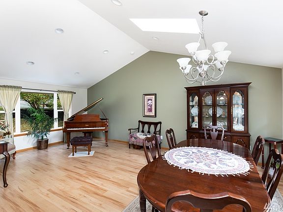 2nd image of 4926 Black Forest Ln