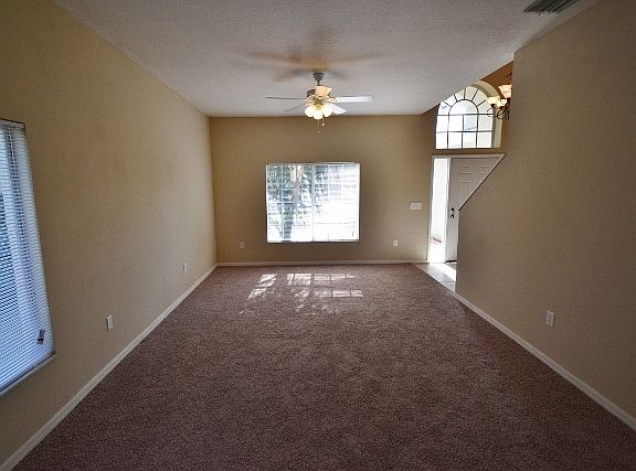 3rd image of 3413 Pine Top Dr