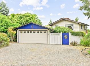 50 Hemlock Way, Sequim, WA 98382