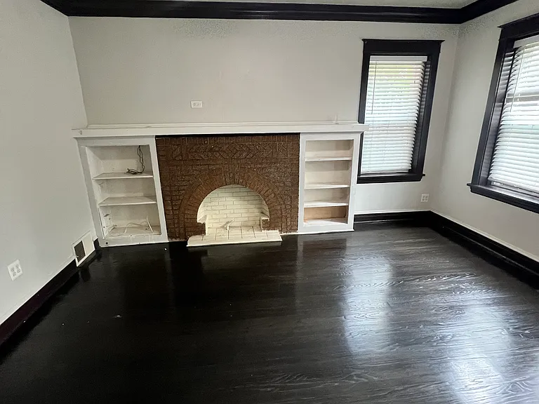 1728 N Lotus Ave #2 — Photo 2