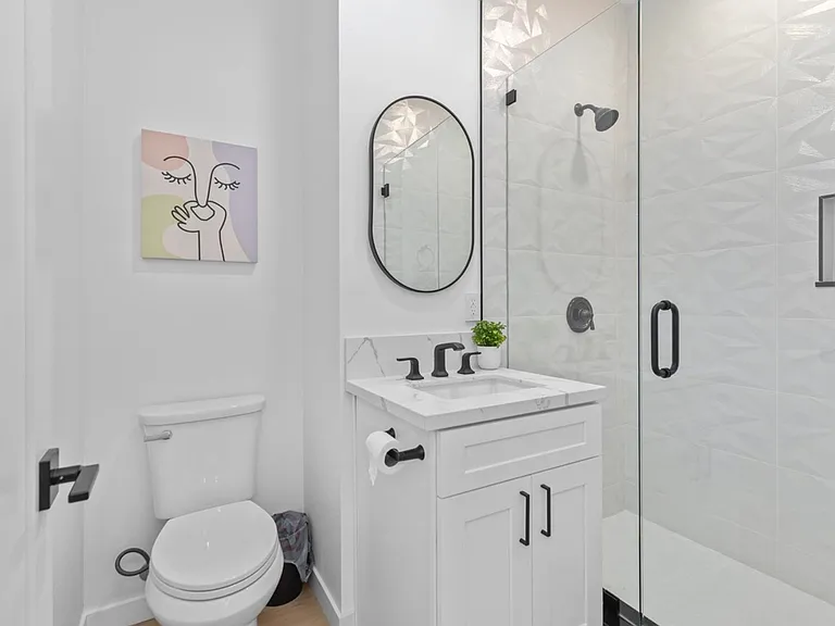 6916 Eberhart St — Photo 13