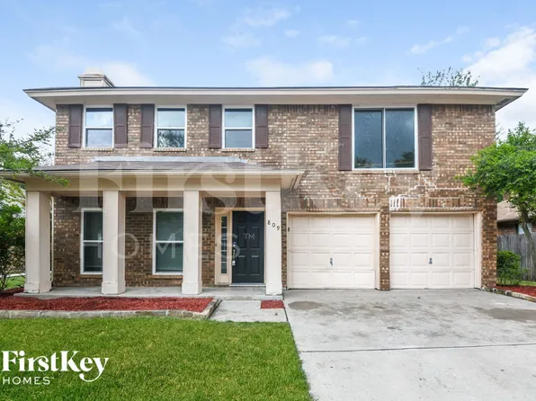 809 Parkwest Blvd, Saginaw, TX 76179