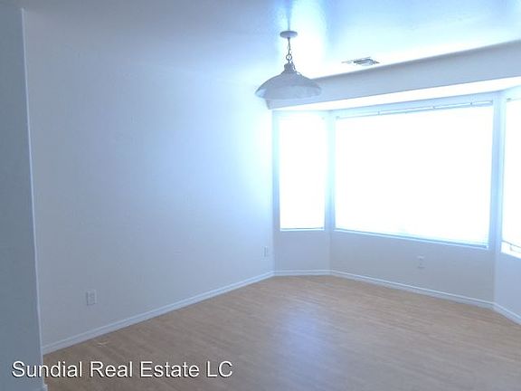 5th image of 1631 W Sunland Ave