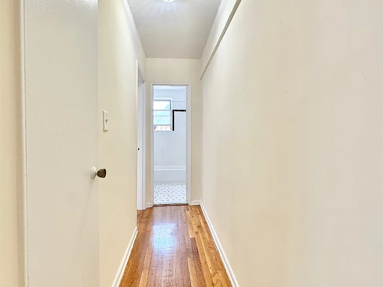 38-15 Bowne St #2B — Photo 6