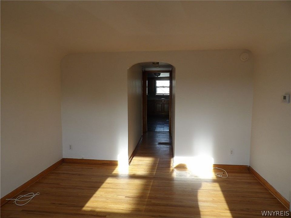 1st image of 135 Elmwood Ave #2